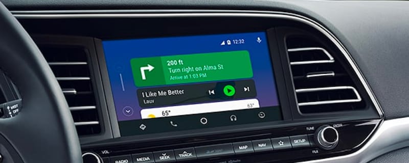 Safely access music, maps and apps.